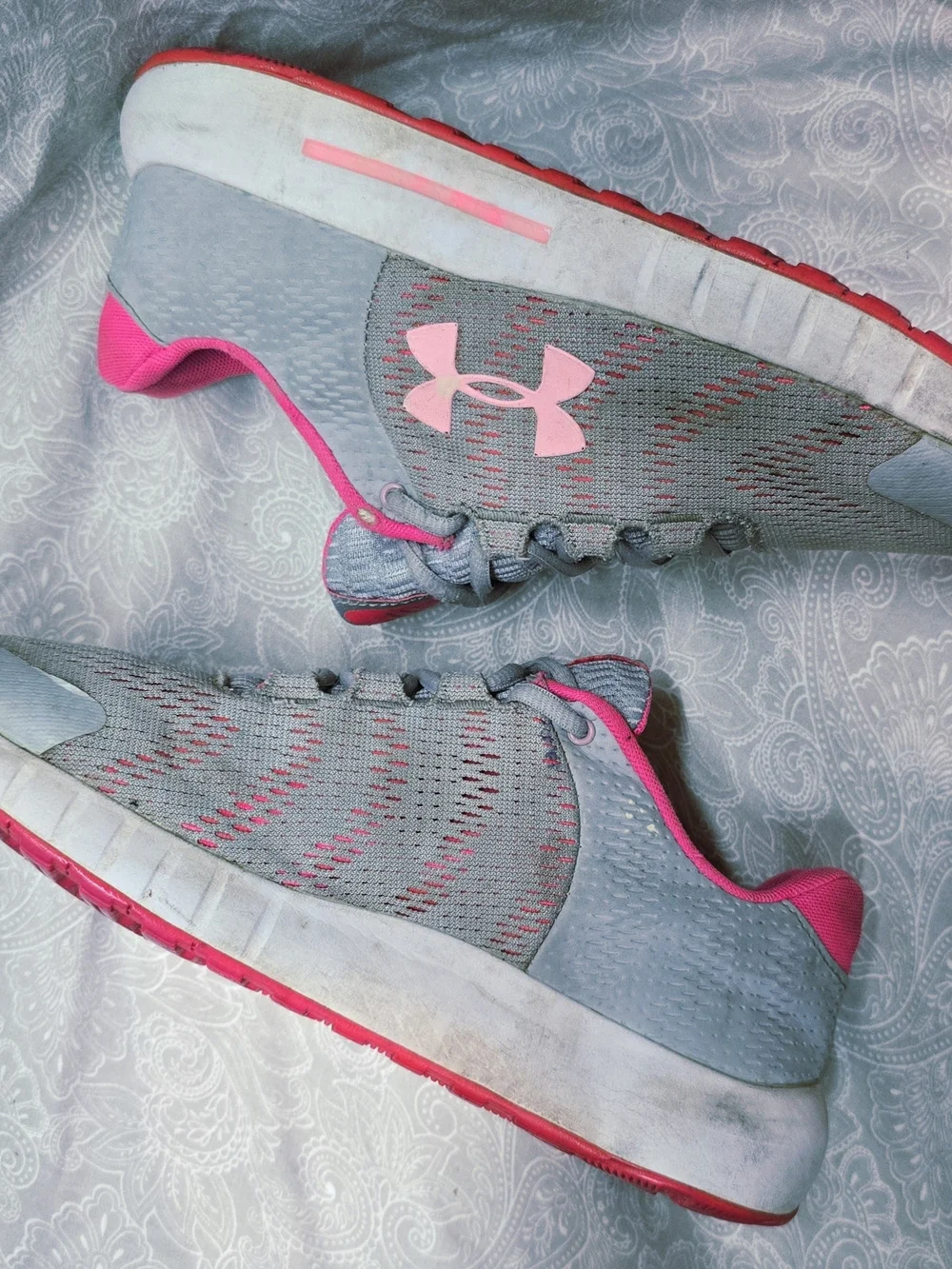 Under Armour UA Pursuit BP Running Shoes Gray Pink Women's 6.5 / Youth 5Y Micro